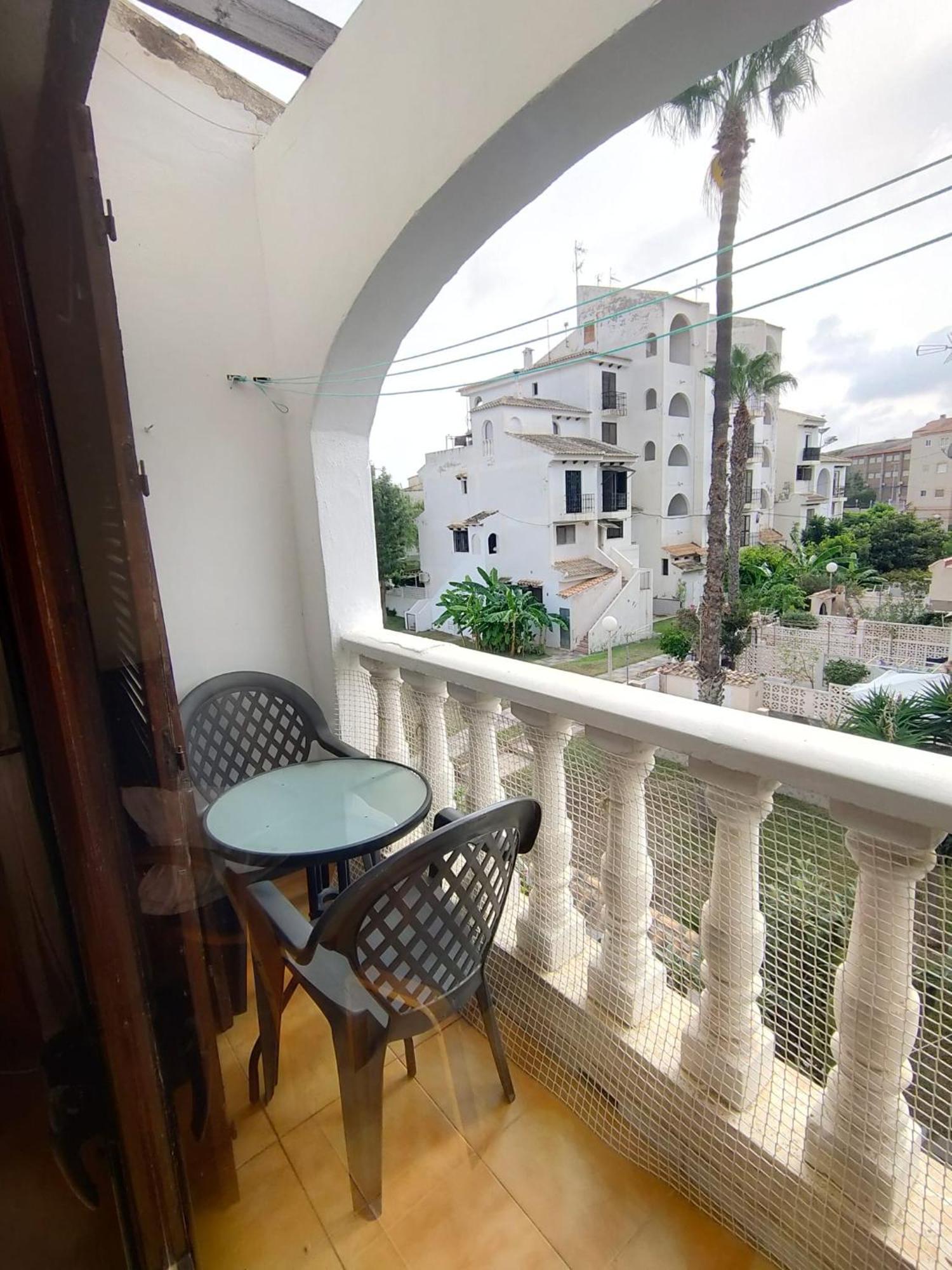 Apartment Los Locos Beach With Balcony And Wi-Fi Torrevieja Eksteriør billede