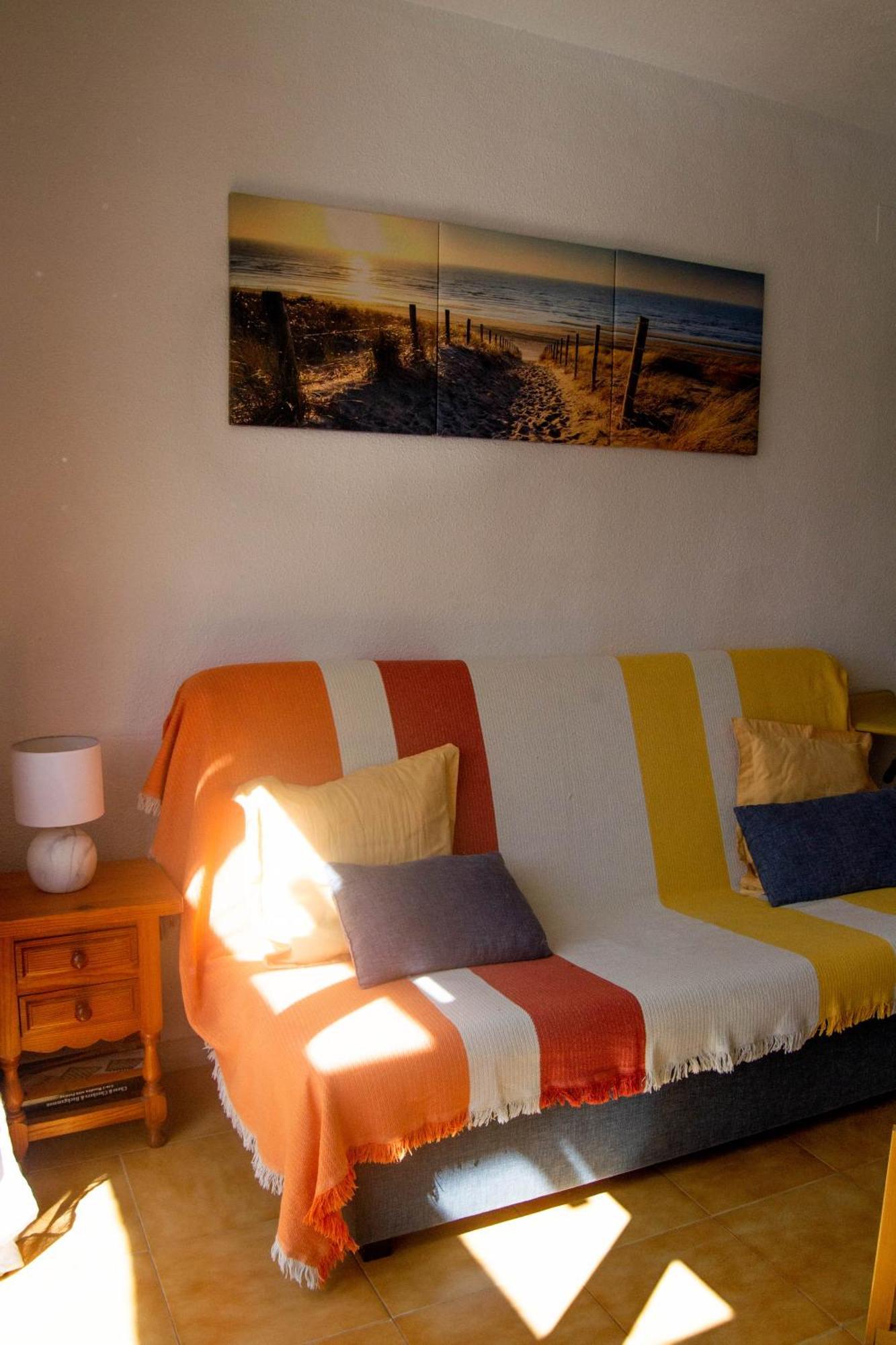 Apartment Los Locos Beach With Balcony And Wi-Fi Torrevieja Eksteriør billede